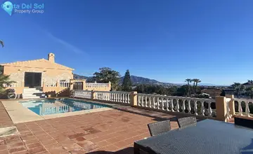 6 bedroom House for Sale in Mijas Costa