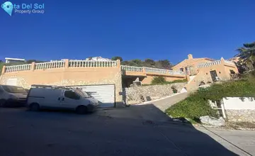 6 bedroom House for Sale in Mijas Costa-4700