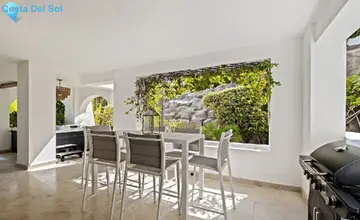 2 bedroom Apartment for Sale in Marbella-4830
