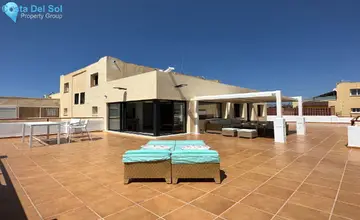 2 bedroom Apartment for Sale in Fuengirola-4877