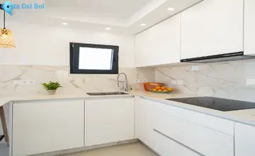 2 bedroom Apartment for Sale in Fuengirola-4881