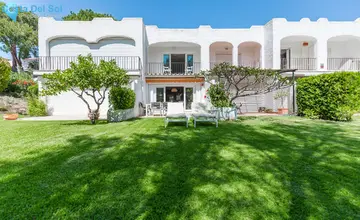 2 bedroom House for Sale in Nueva Andalucía