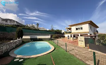 4 bedroom House for Sale in Alhaurín de la Torre-5081