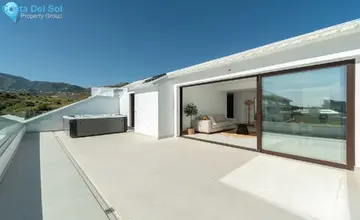 2 bedroom Apartment for Sale in Fuengirola-5115