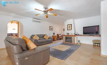 5 bedroom House for Sale in Coín-5156