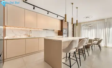 4 bedroom House for Sale in Estepona-5174