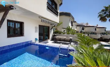 4 bedroom House for Sale in Riviera del Sol-5312