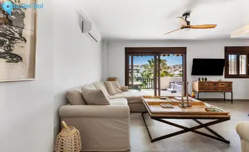 4 bedroom House for Sale in Riviera del Sol-5315