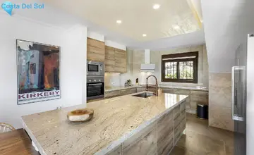 4 bedroom House for Sale in Riviera del Sol-5316