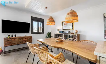 4 bedroom House for Sale in Riviera del Sol-5317