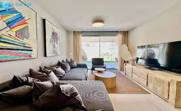 2 bedroom Apartment for Sale in Elviria-5353