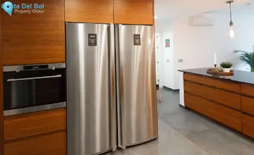 4 bedroom Apartment for Sale in Fuengirola-5373