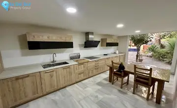 4 bedroom House for Sale in Estepona-5513