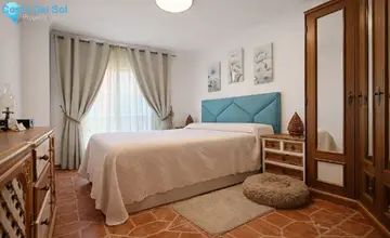 3 bedroom Apartment for Sale in Estepona-5604