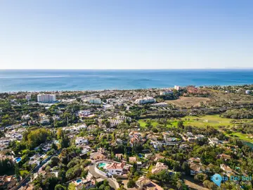 1014m2 Plot for Sale in El Rosario-102188