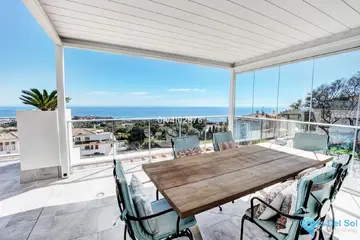 3 bedroom Apartment for Sale in Benalmadena Pueblo-102191