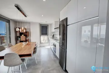3 bedroom Apartment for Sale in Benalmadena Pueblo-102194