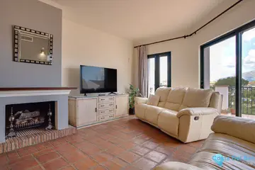 3 bedroom House for Sale in Riviera del Sol-102246