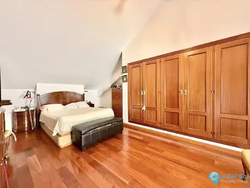 4 bedroom House for Sale in Estepona-12372