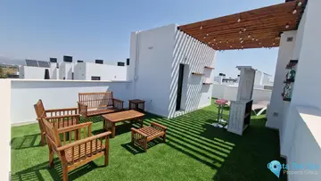 3 bedroom House for Sale in Alhaurín de la Torre-81986