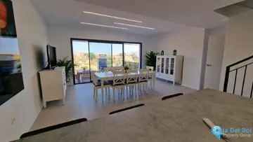 3 bedroom House for Sale in Alhaurín de la Torre-82001