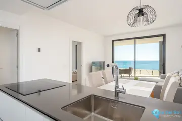 2 bedroom Apartment for Sale in Fuengirola-12570