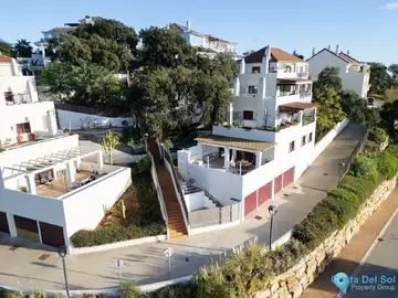 3 bedroom House for Sale in La Mairena-100419