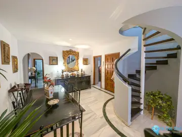 3 bedroom Apartment for Sale in Marbella-17930