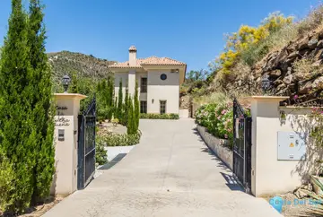 4 bedroom House for Sale in Vélez-Málaga-84586