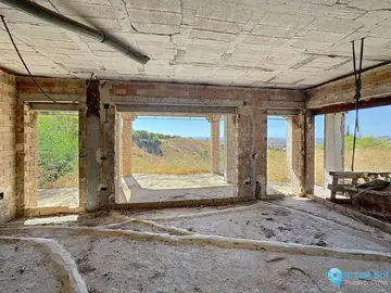 5 bedroom House for Sale in Valtocado-84601
