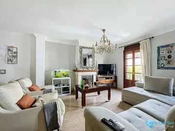 5 bedroom House for Sale in Estepona-13873