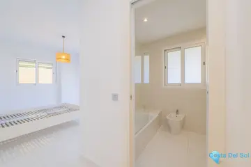 3 bedroom Apartment for Sale in Marbella-18057