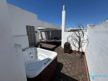 5 bedroom Apartment for Sale in La Cala de Mijas-18110
