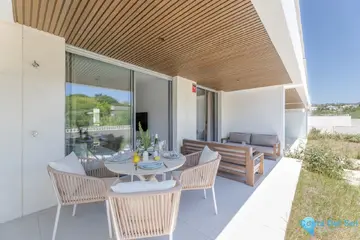 2 bedroom Apartment for Sale in Elviria-18219