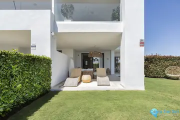 2 bedroom Apartment for Sale in El Paraiso-13896