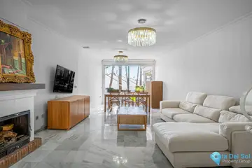3 bedroom House for Sale in The Golden Mile-102536