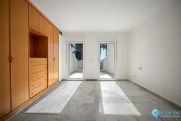 3 bedroom House for Sale in The Golden Mile-102541