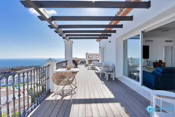 2 bedroom Apartment for Sale in Calahonda