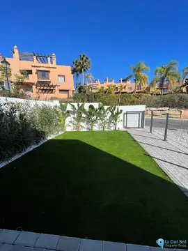 3 bedroom House for Sale in Riviera del Sol-102555