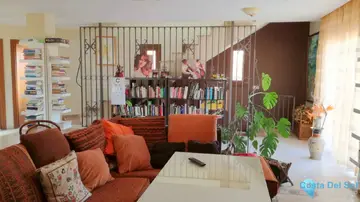 6 bedroom House for Sale in Estacion de Cartama-102558