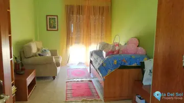 6 bedroom House for Sale in Estacion de Cartama-102567