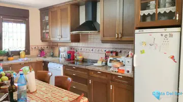 6 bedroom House for Sale in Estacion de Cartama-102561