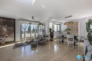 5 bedroom Apartment for Sale in La Cala de Mijas-18448