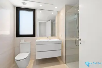 2 bedroom Apartment for Sale in Selwo-18536