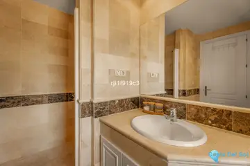 3 bedroom Apartment for Sale in Elviria-18663