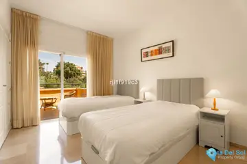3 bedroom Apartment for Sale in Elviria-18658