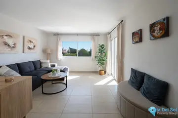 2 bedroom House for Sale in Miraflores-102665