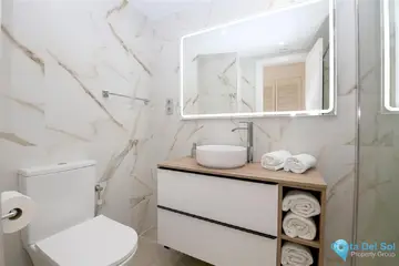 2 bedroom Apartment for Sale in Estepona-18787