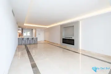 2 bedroom Apartment for Sale in La Mairena-84929