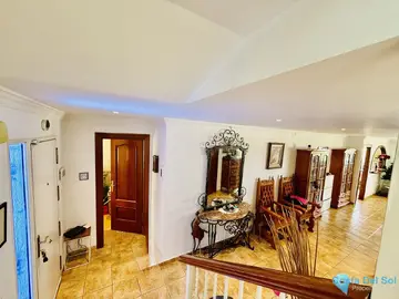 6 bedroom House for Sale in Alhaurín de la Torre-102767